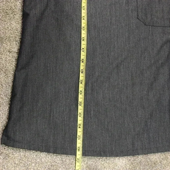 Figs Scrub Top Sz M Grey V Neckline Technical Collection Short Sleeves byte logo - Picture 3 of 9